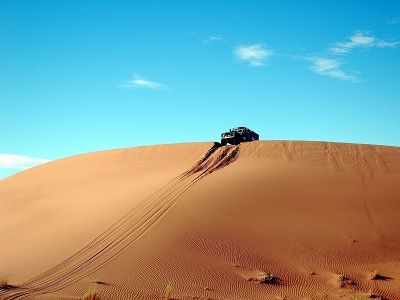 Jeep at Jaisalmer desert